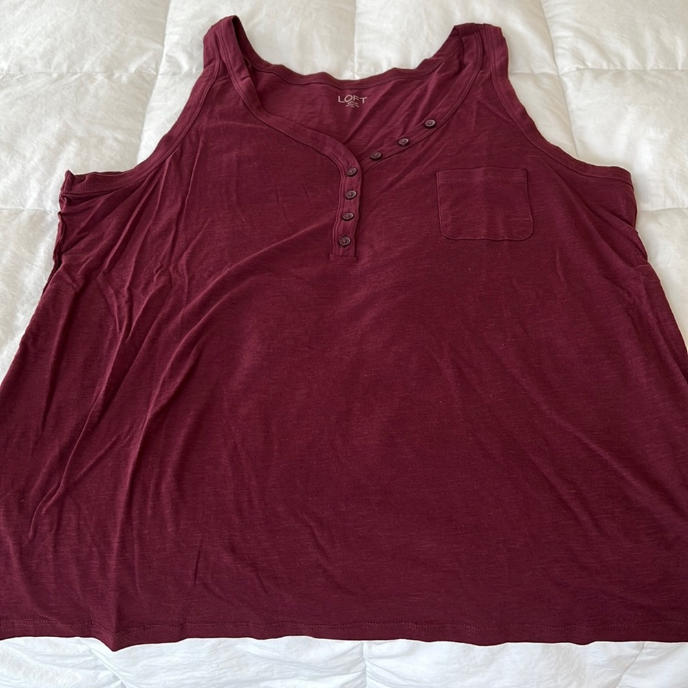 Loft Outlet maroon tank top, XL